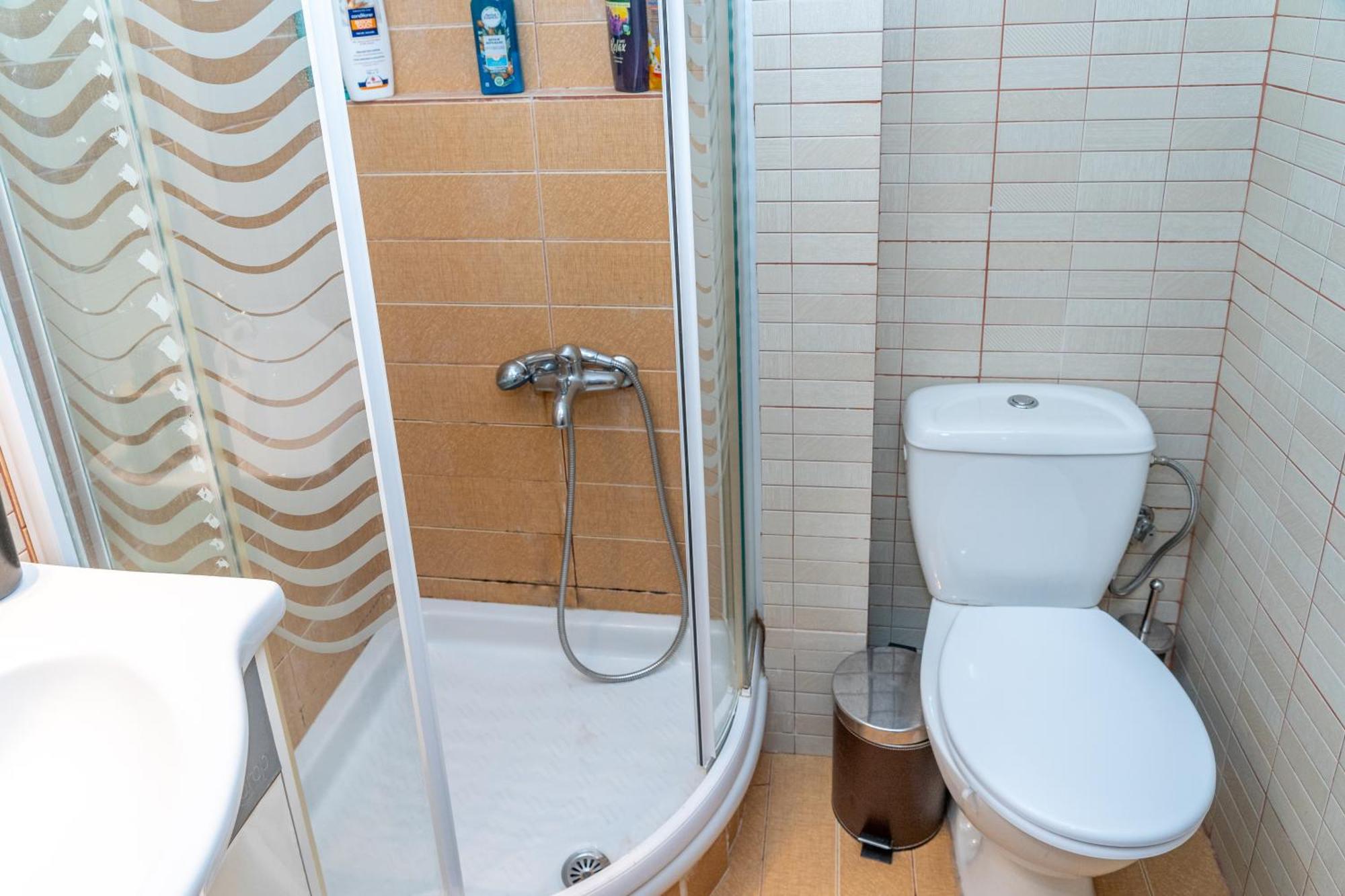 Modern Apt Upon Tsimiski Солун Екстериор снимка