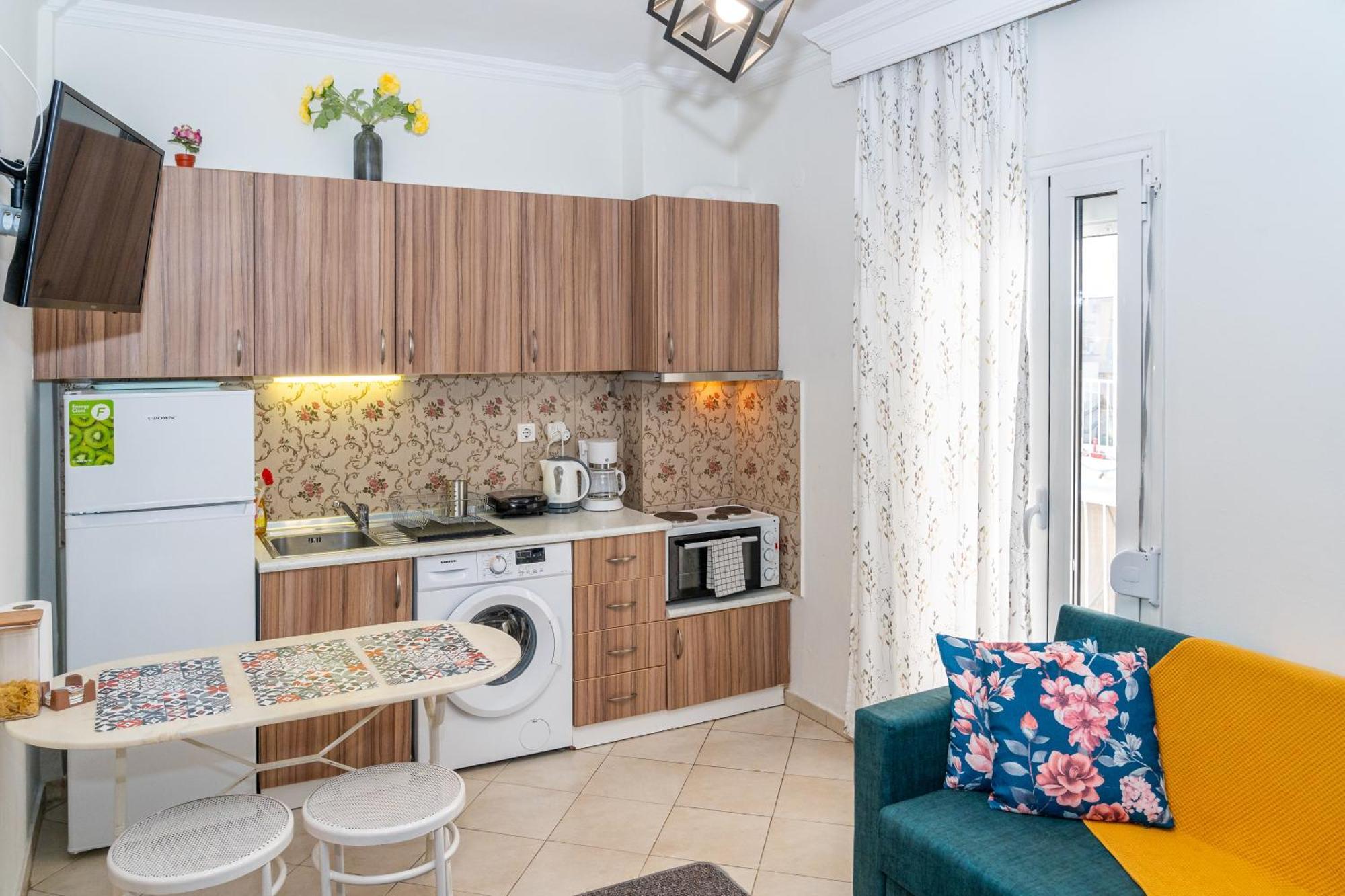 Modern Apt Upon Tsimiski Солун Екстериор снимка