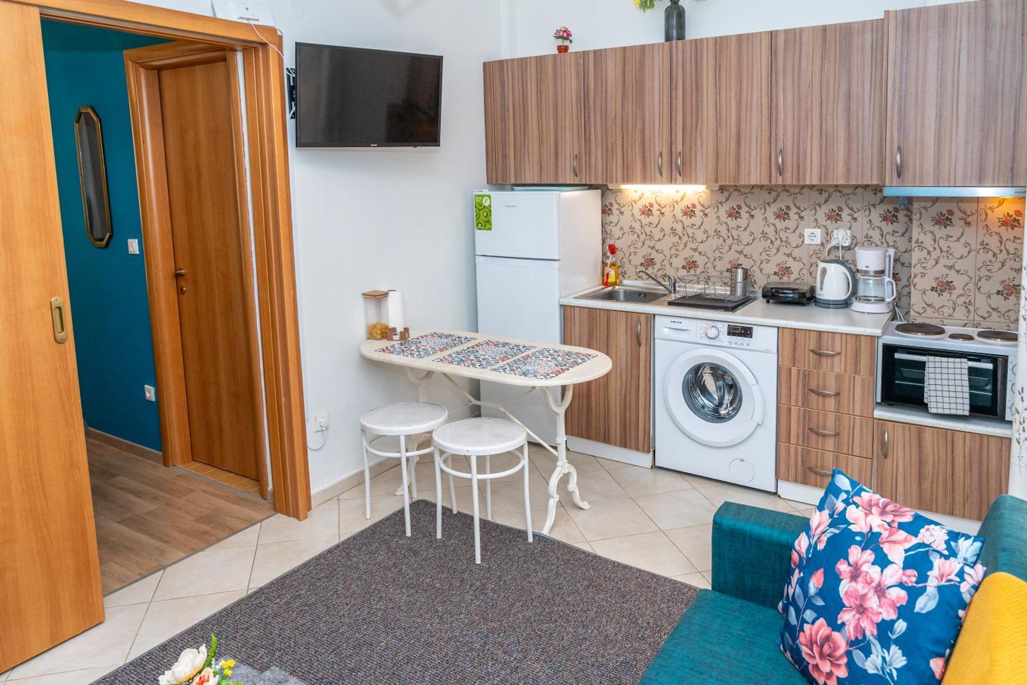 Modern Apt Upon Tsimiski Солун Екстериор снимка